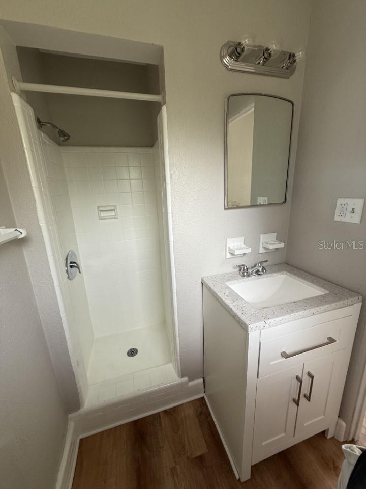 Image 22 of 24 For 5702 Meridian Way