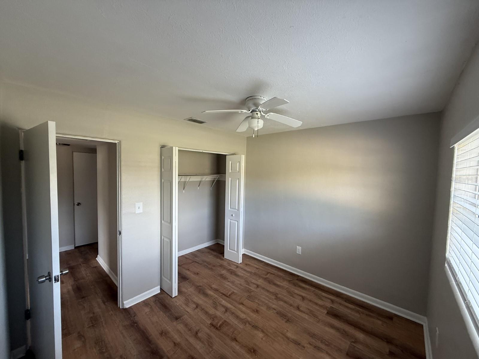 Image 5 of 24 For 5702 Meridian Way