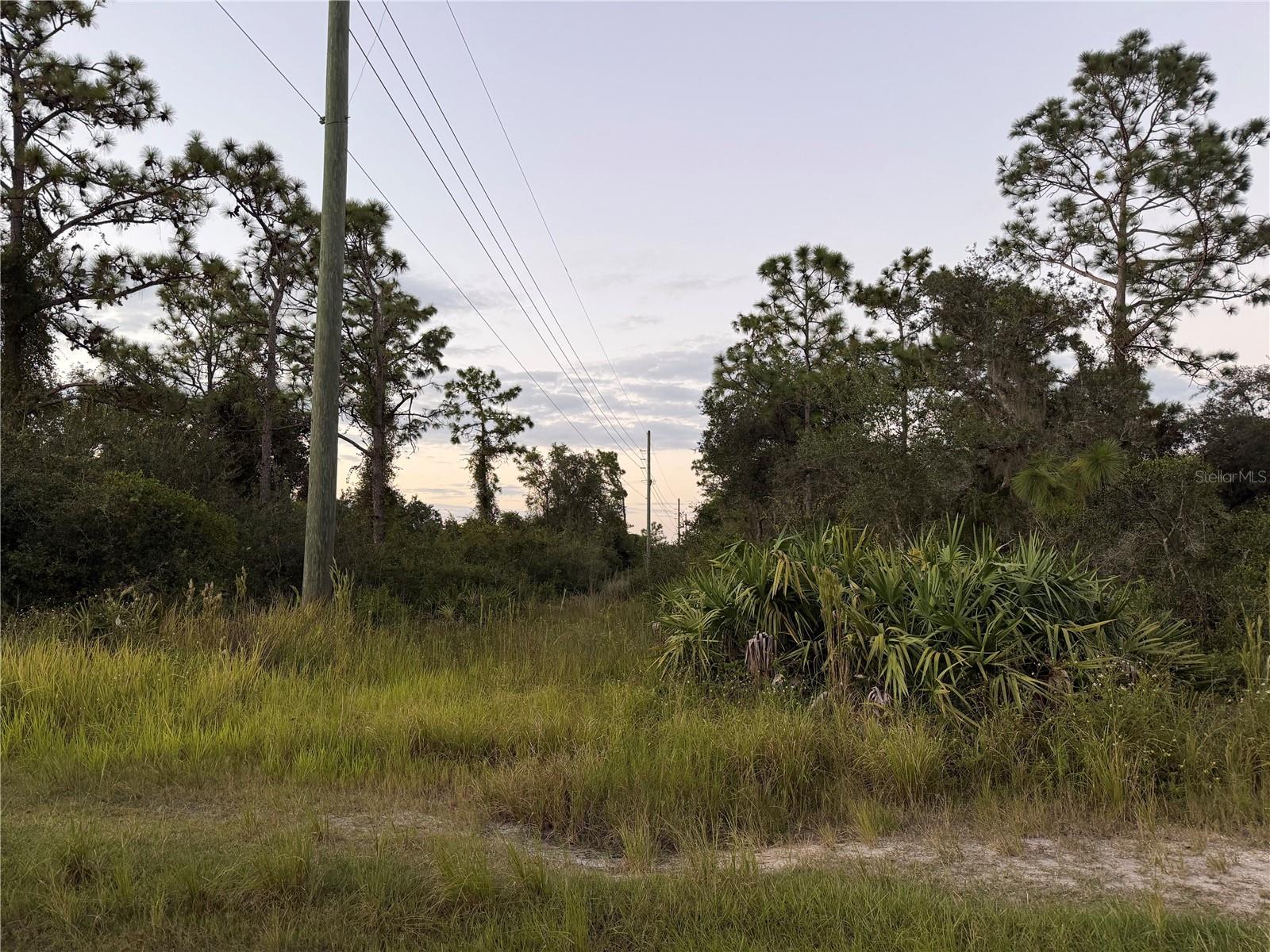 Image 3 of 4 For  17th Avenue 
