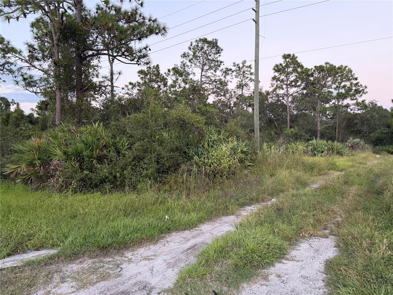 Image 4 of 4 For  17th Avenue 