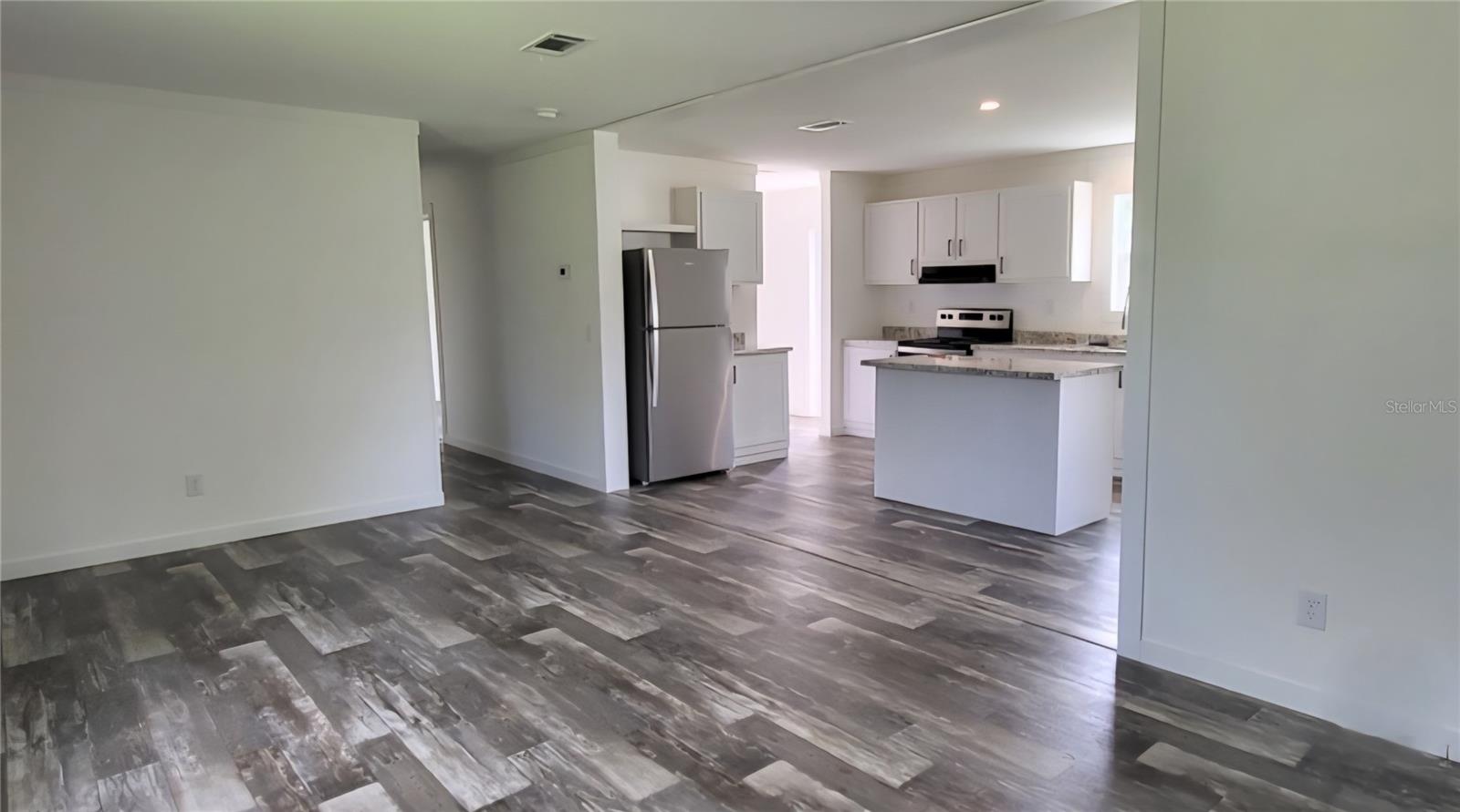 Image 4 of 34 For 4518 11th Drive