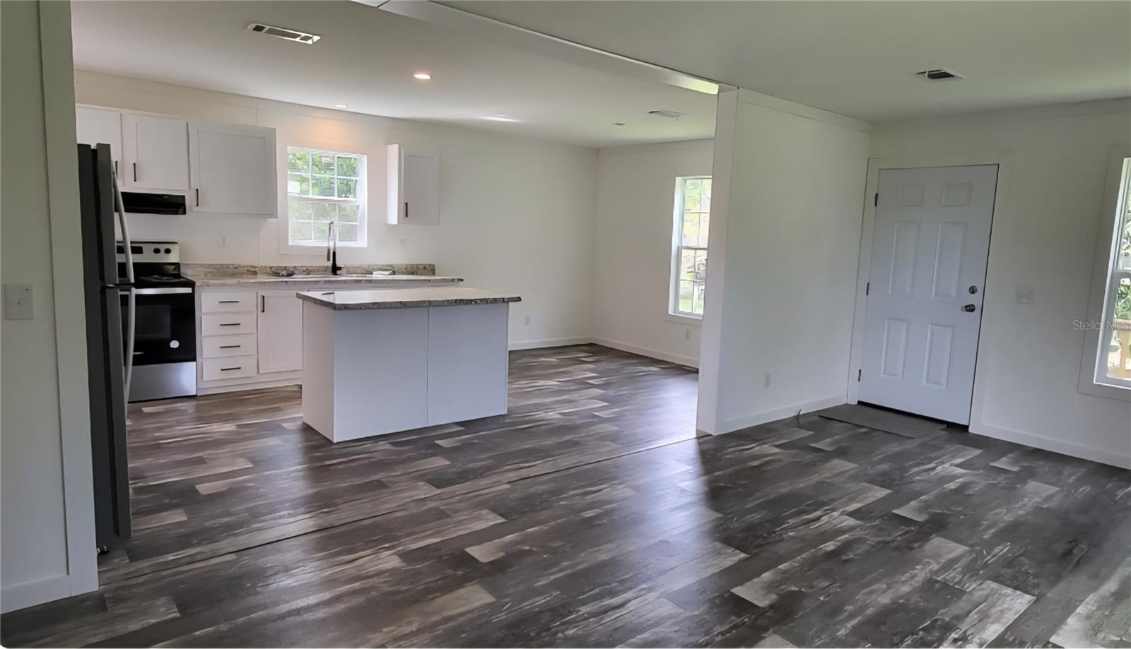 Image 5 of 34 For 4518 11th Drive