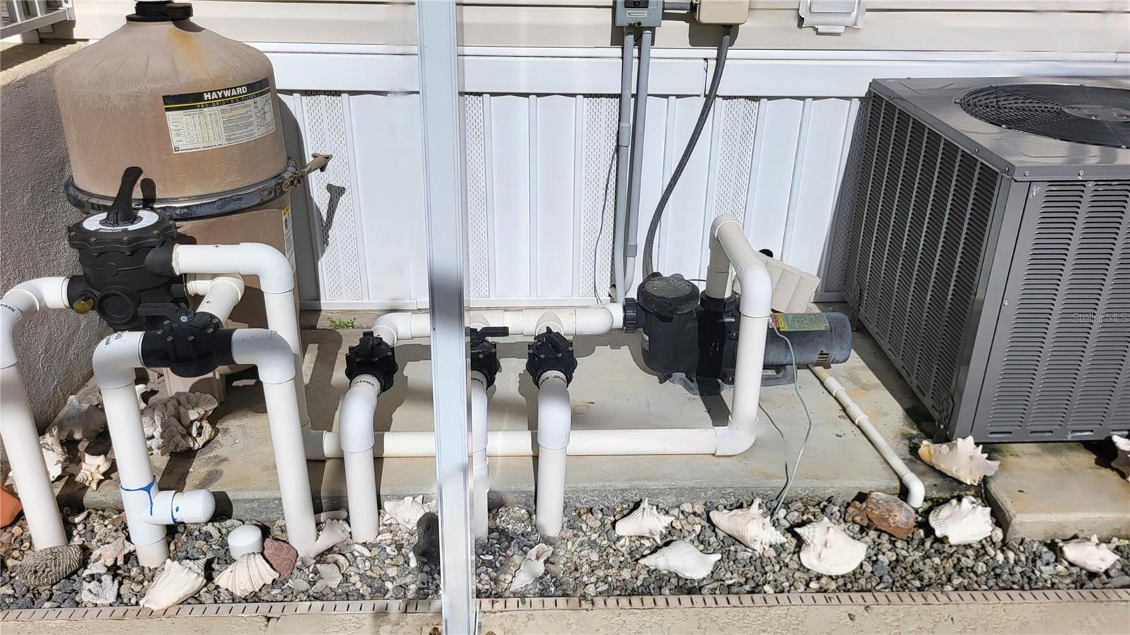 Image 12 of 41 For 1118 Trout Street