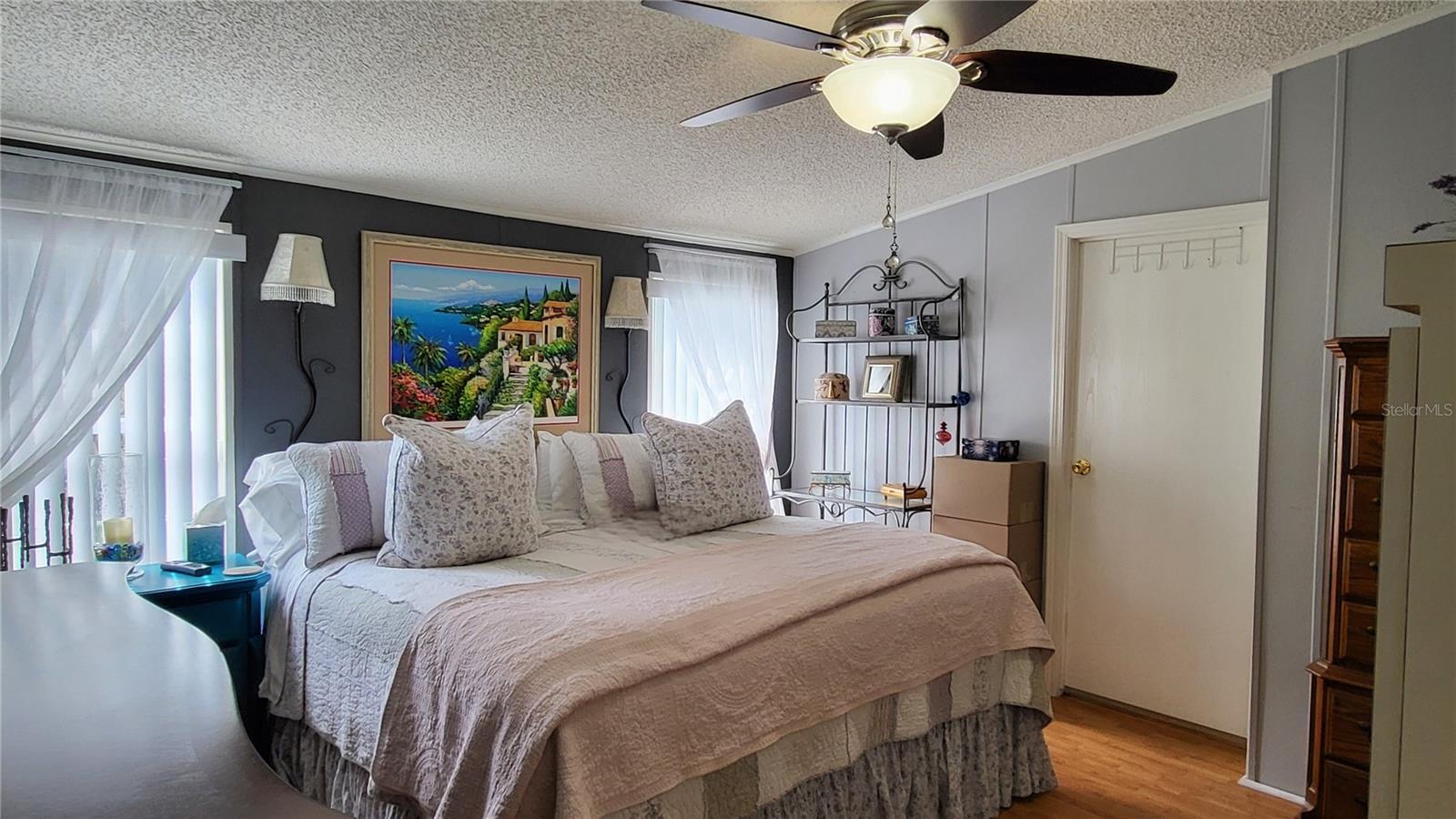 Image 28 of 41 For 1118 Trout Street