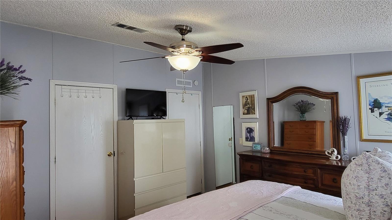 Image 29 of 41 For 1118 Trout Street