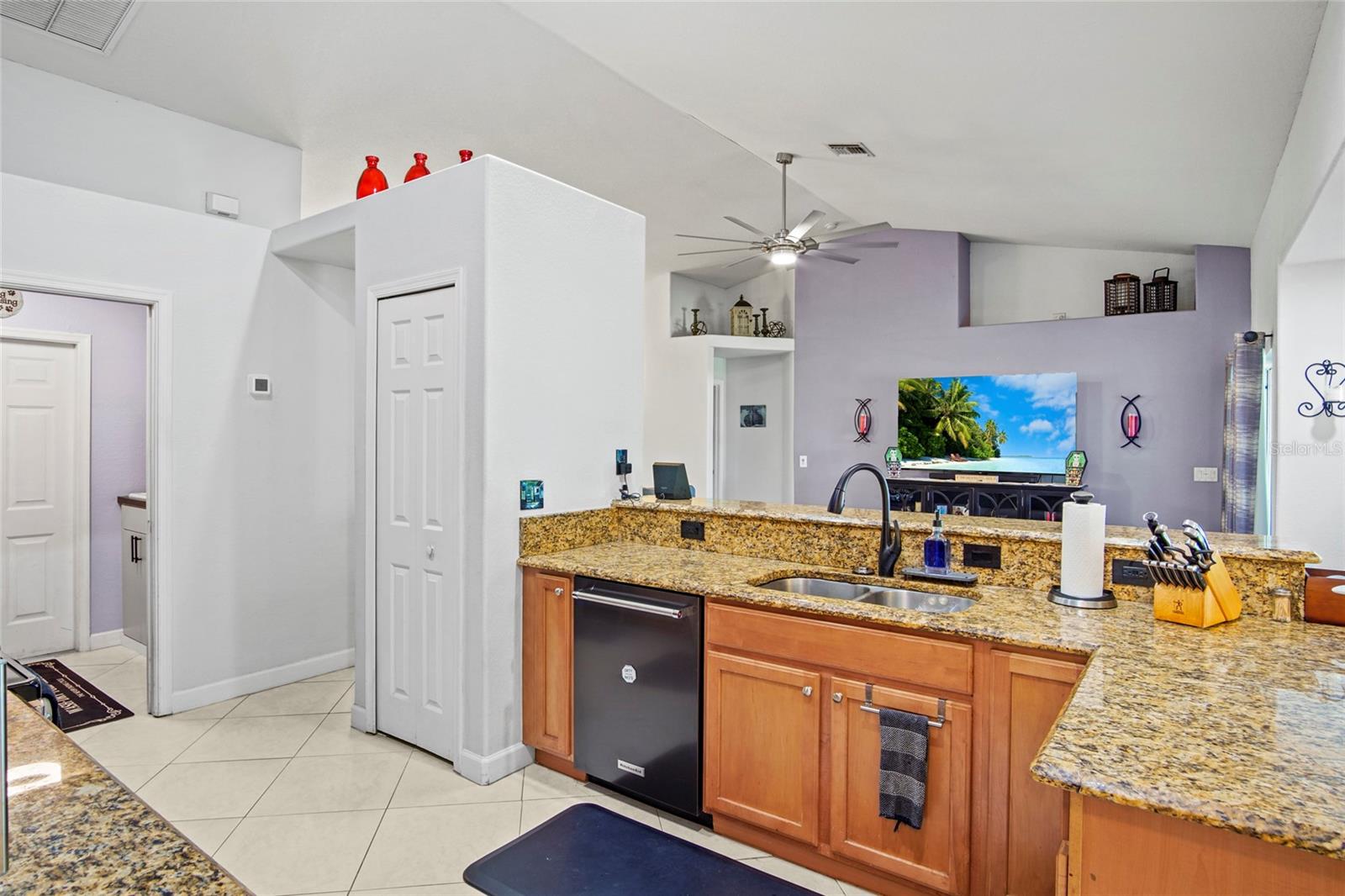 Image 15 of 62 For 2663 Chestnut Lane