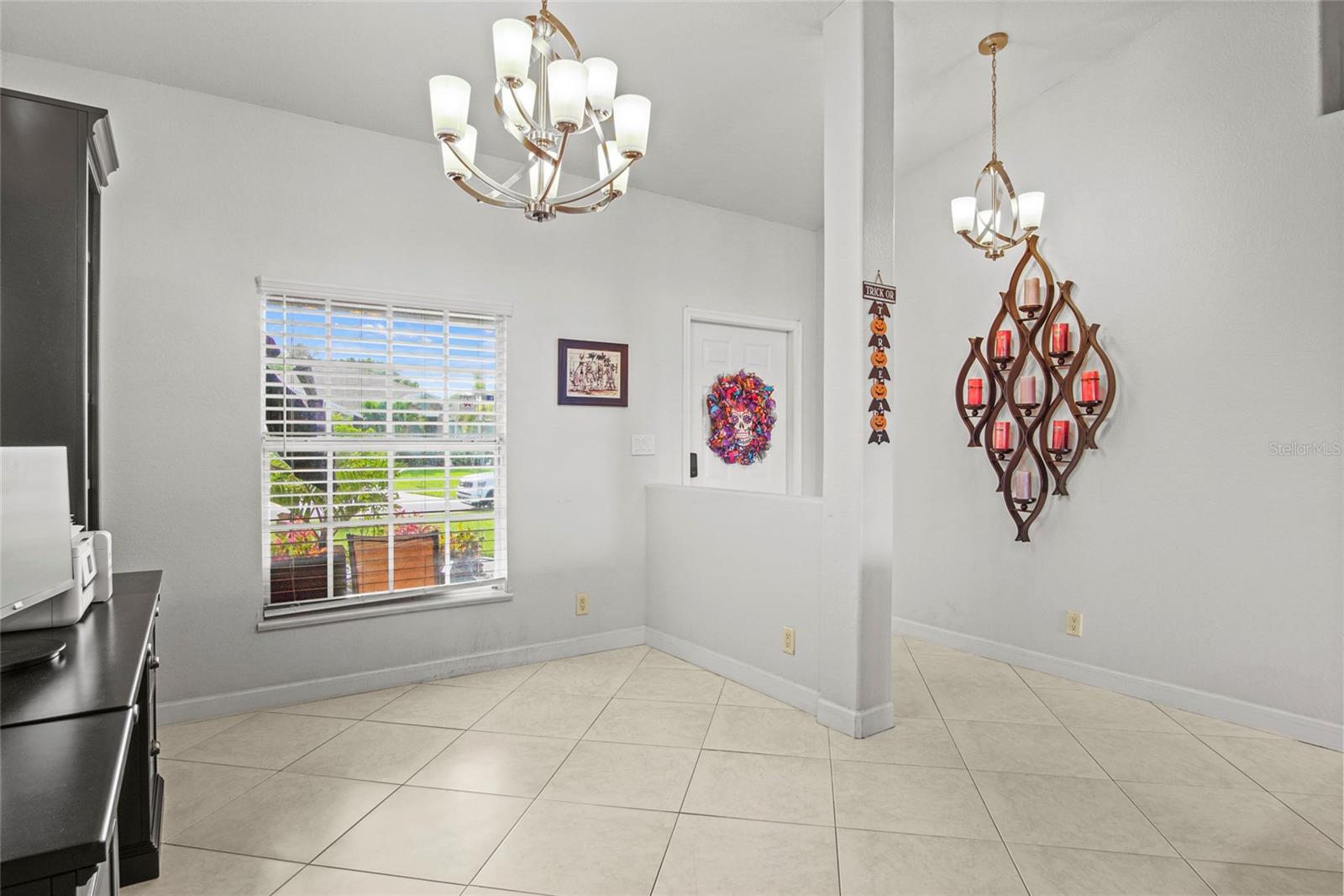Image 4 of 62 For 2663 Chestnut Lane
