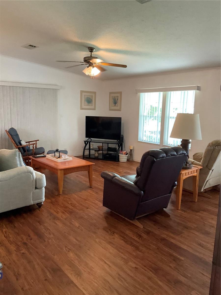Image 15 of 36 For 2518 32nd Street