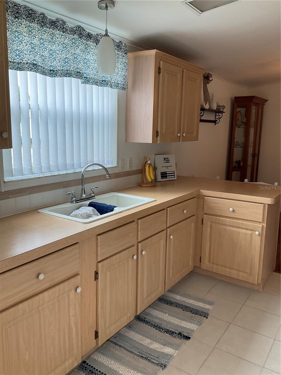 Image 9 of 36 For 2518 32nd Street