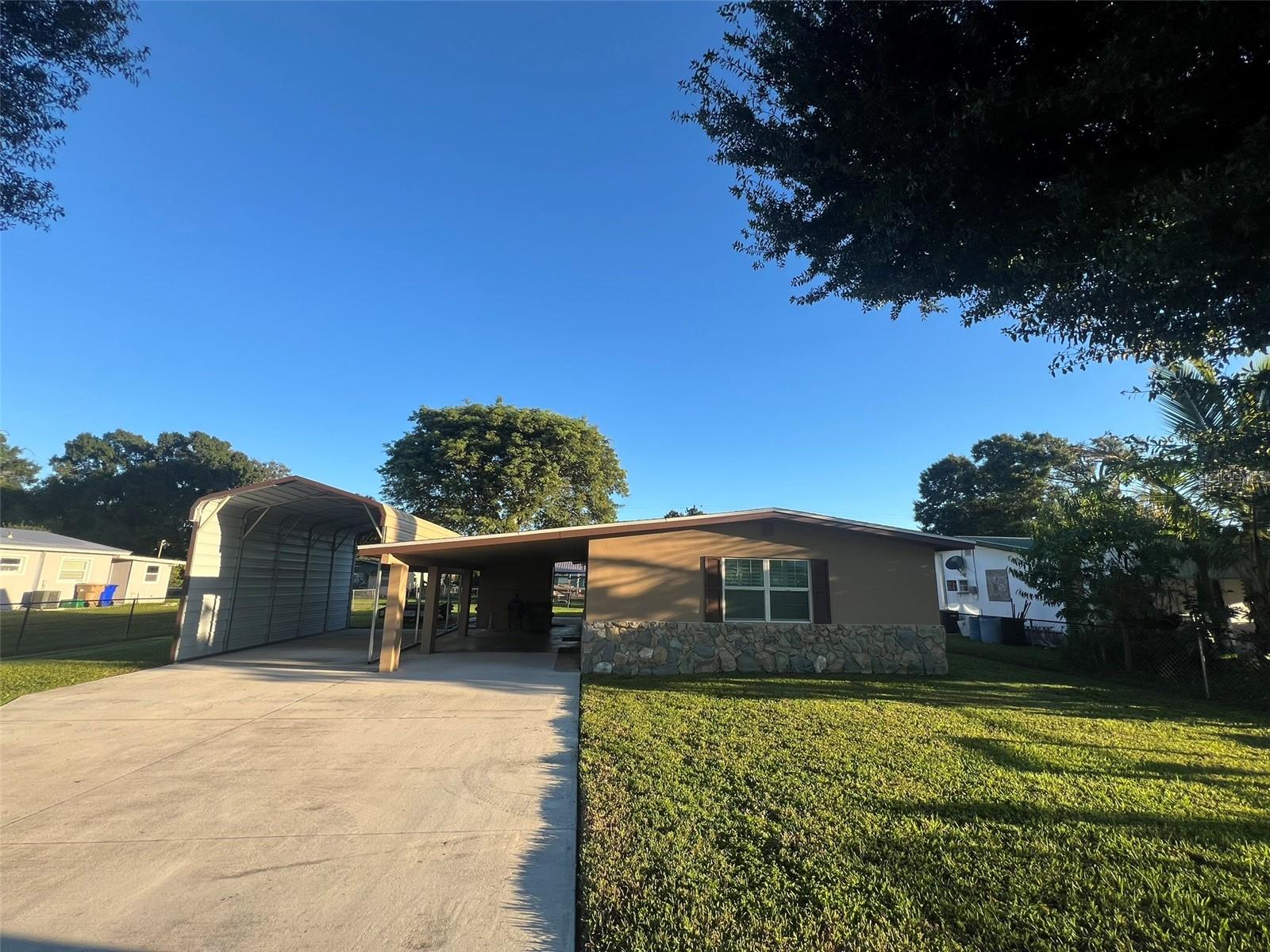 Image 2 of 32 For 504 6th Street