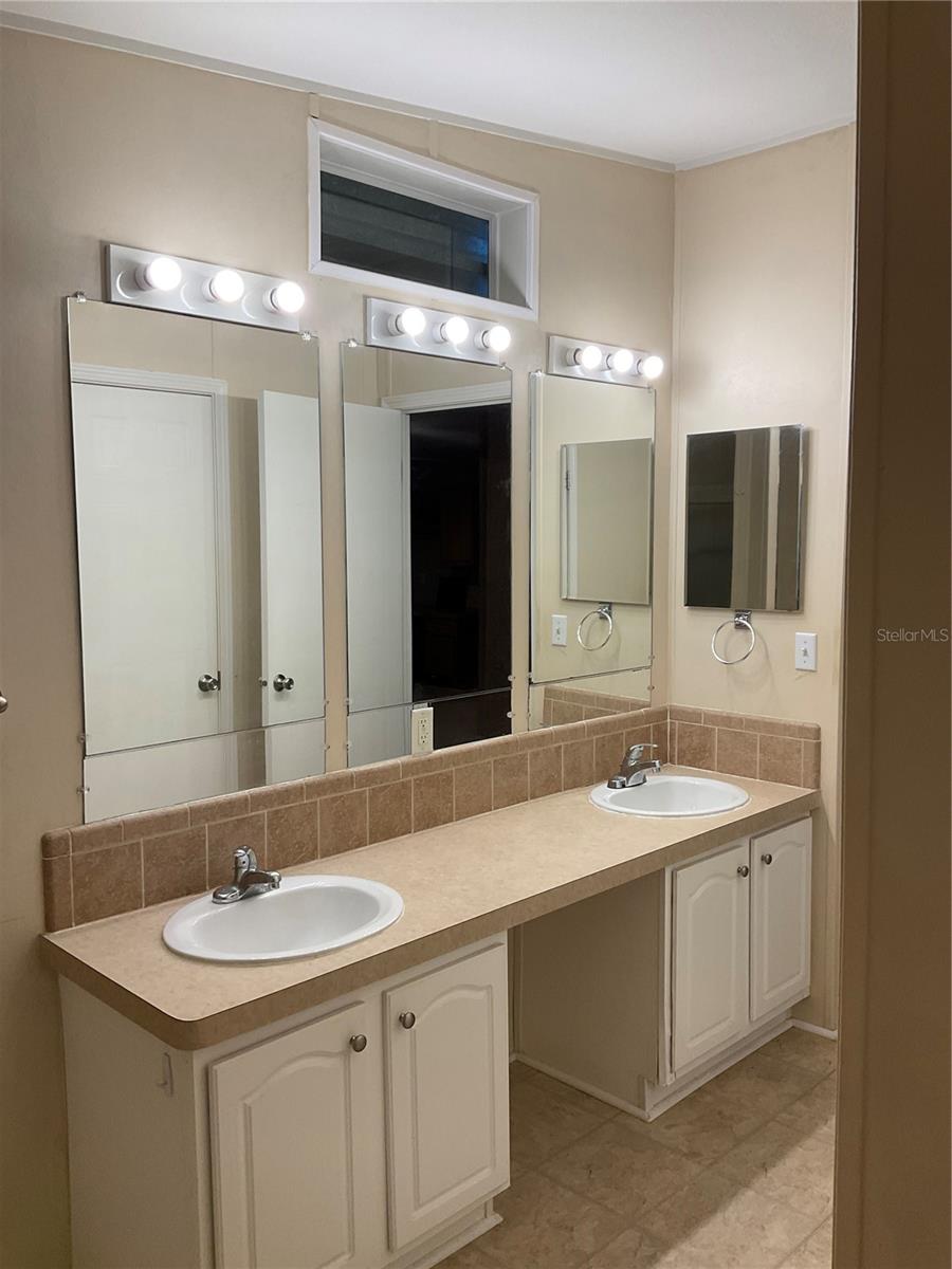 Image 24 of 51 For 2508 32nd Street