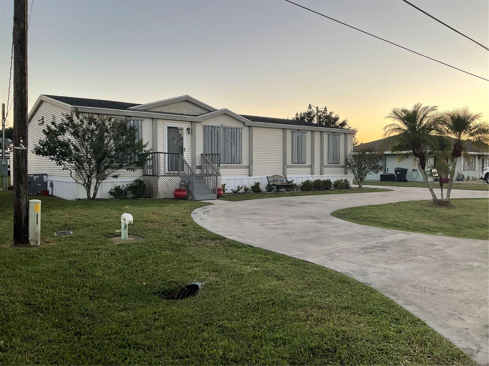 Image 34 of 51 For 2508 32nd Street