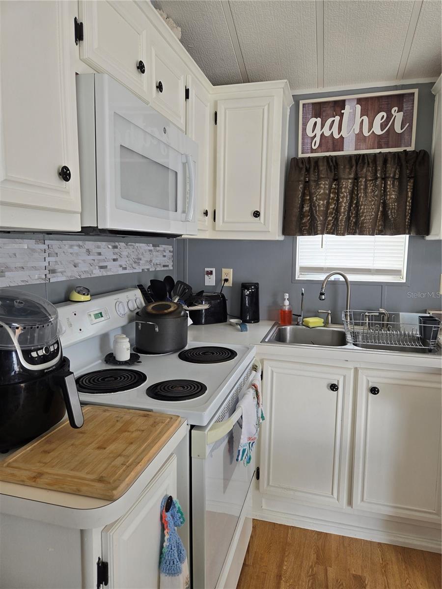 Image 13 of 36 For 14270 124th Drive