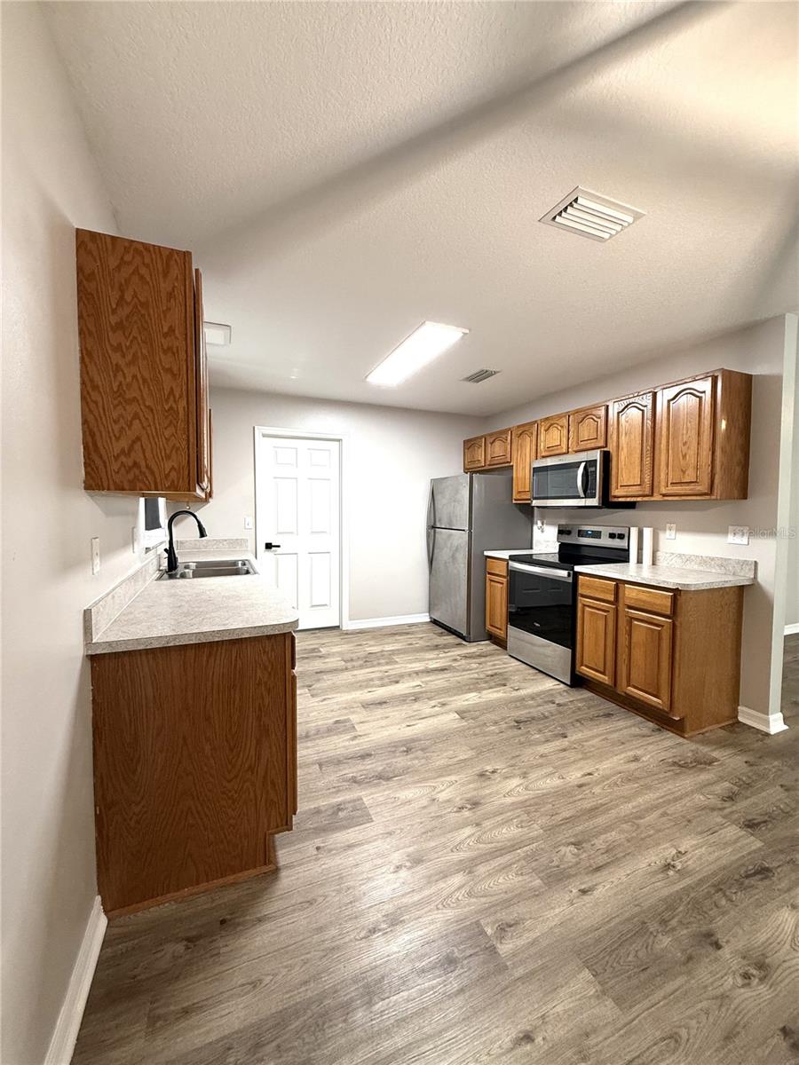 Image 2 of 26 For 653 13th Avenue