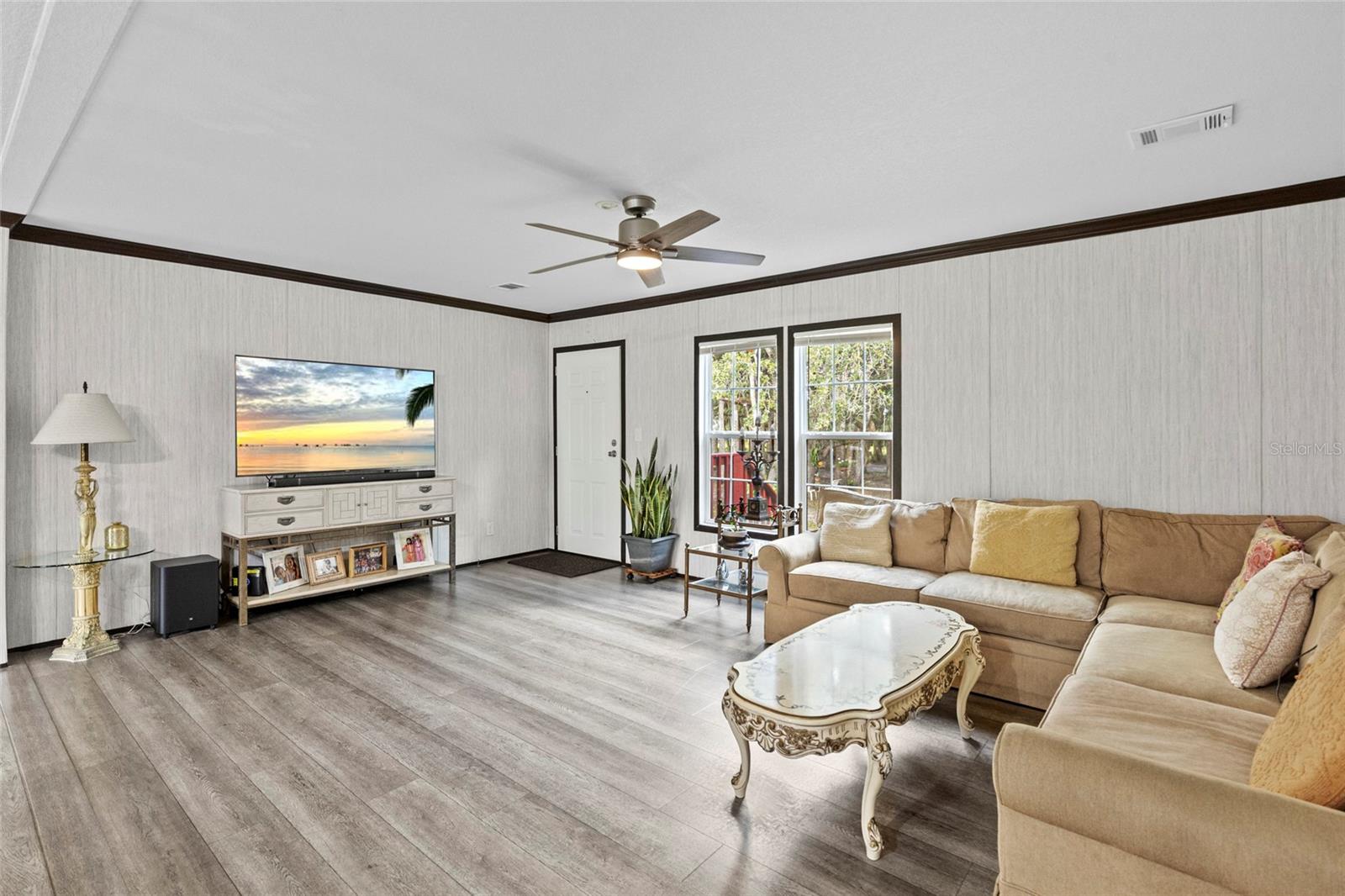 Image 21 of 61 For 14412 296th Street