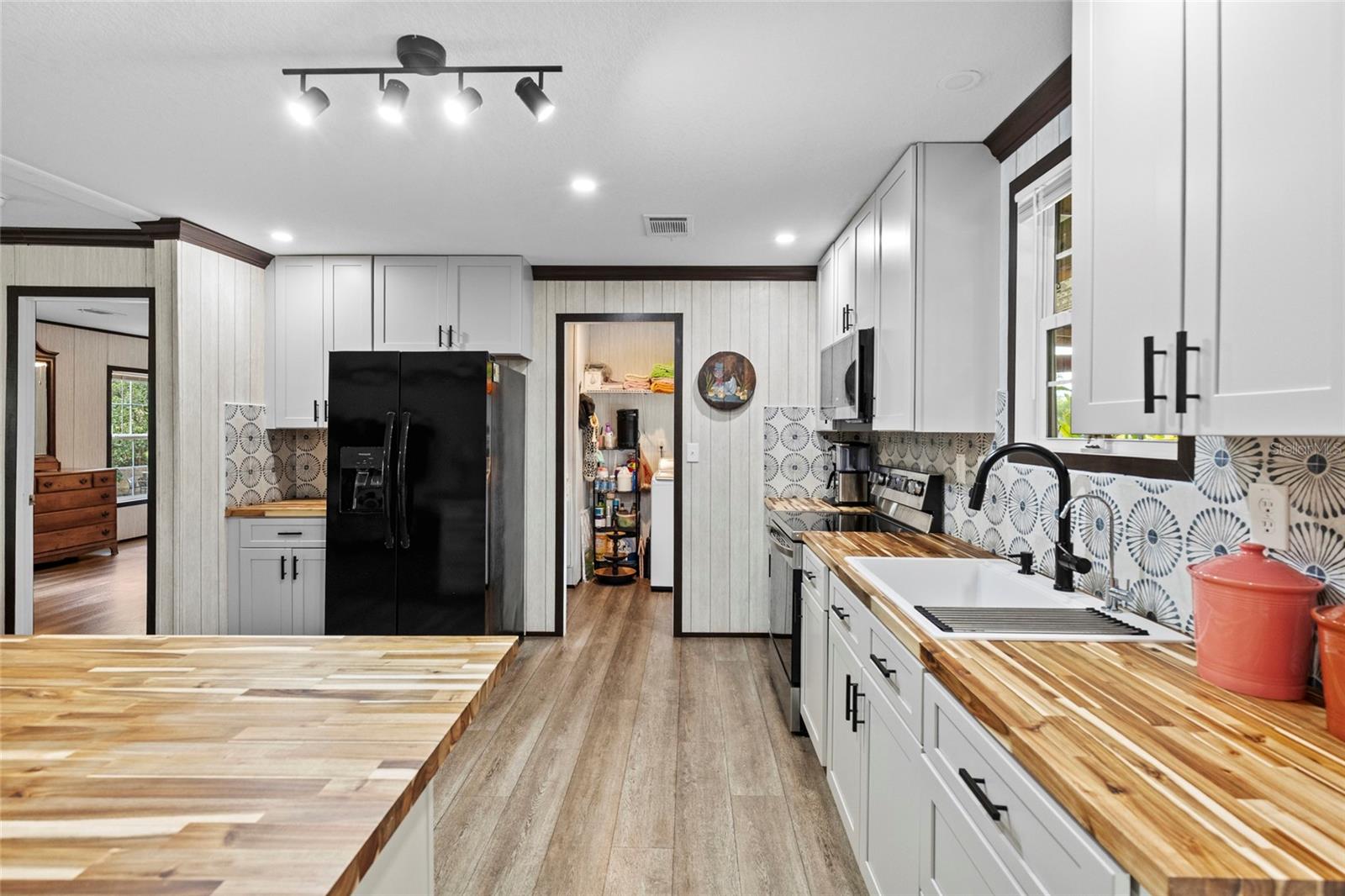 Image 25 of 61 For 14412 296th Street
