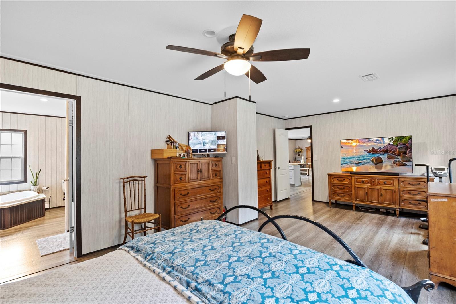Image 41 of 61 For 14412 296th Street