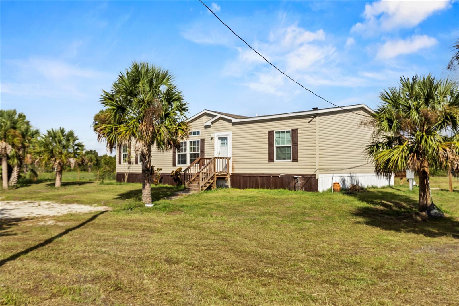 Image 17 of 63 For 19621 260th Street