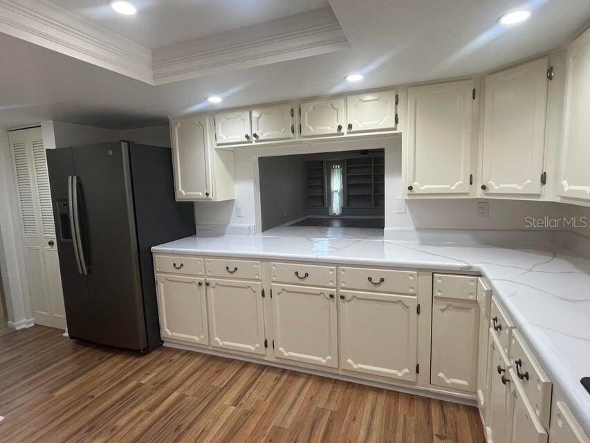 Image 14 of 40 For 115 36th Court