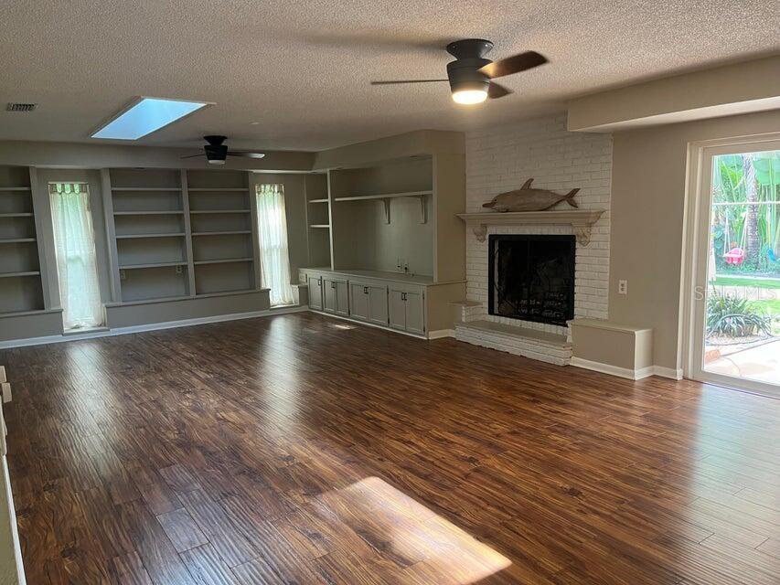 Image 29 of 40 For 115 36th Court