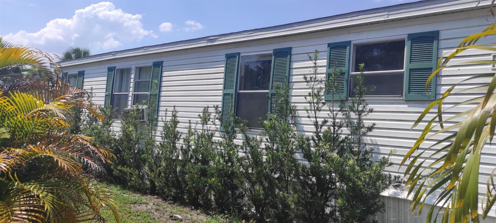 Image 15 of 36 For 9801 Oaks Street