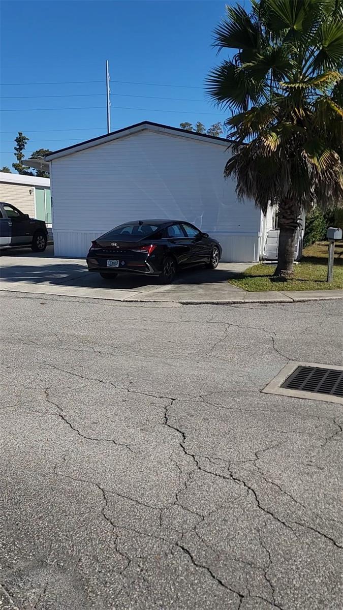 Image 2 of 36 For 9801 Oaks Street