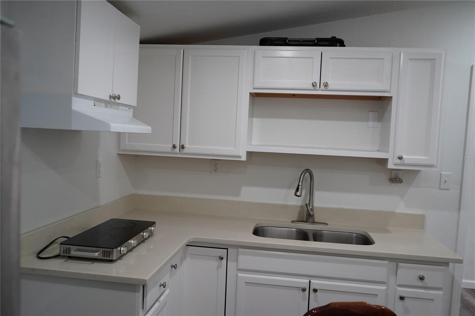 Image 3 of 36 For 9801 Oaks Street