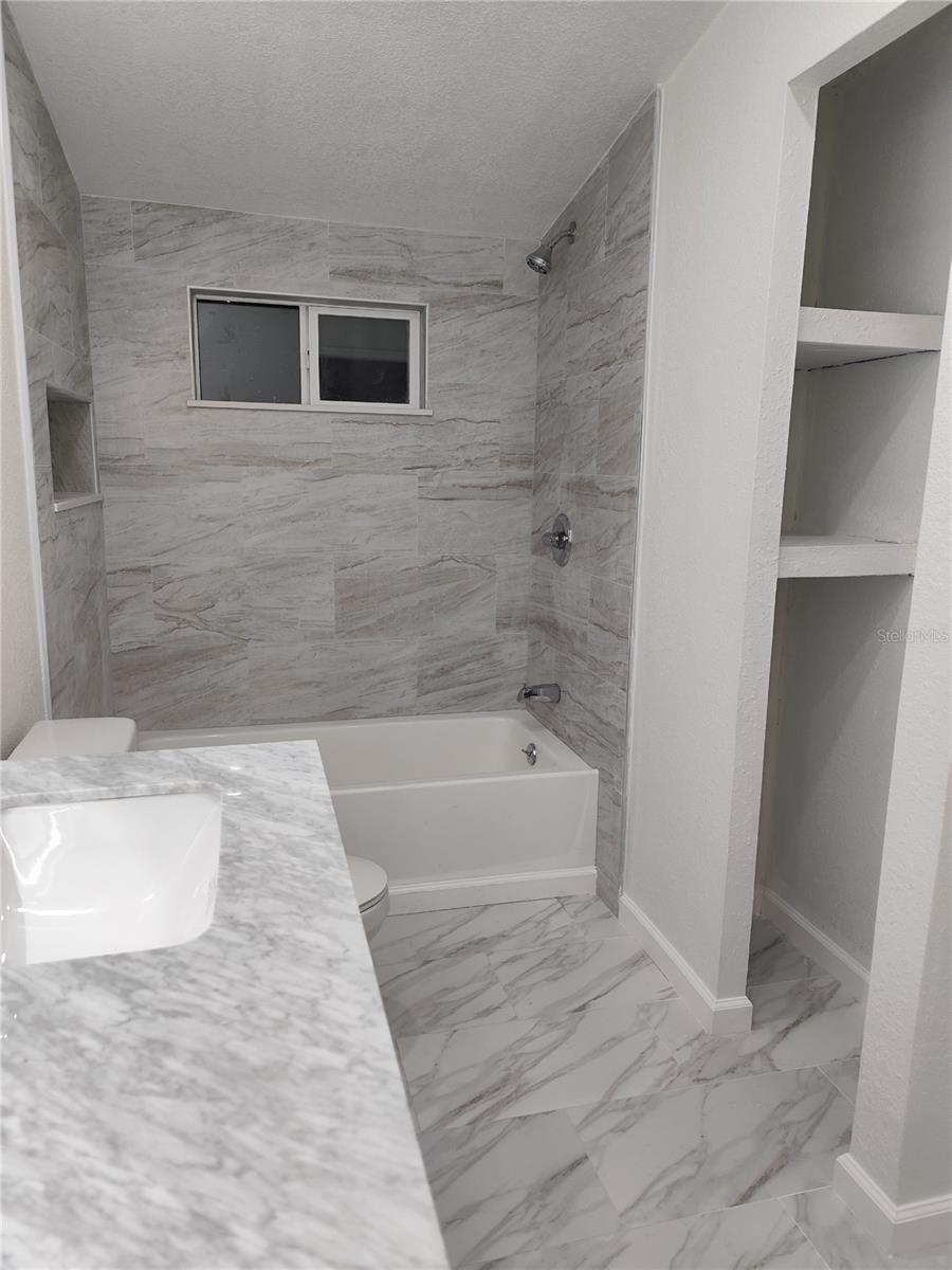 Image 30 of 36 For 9801 Oaks Street