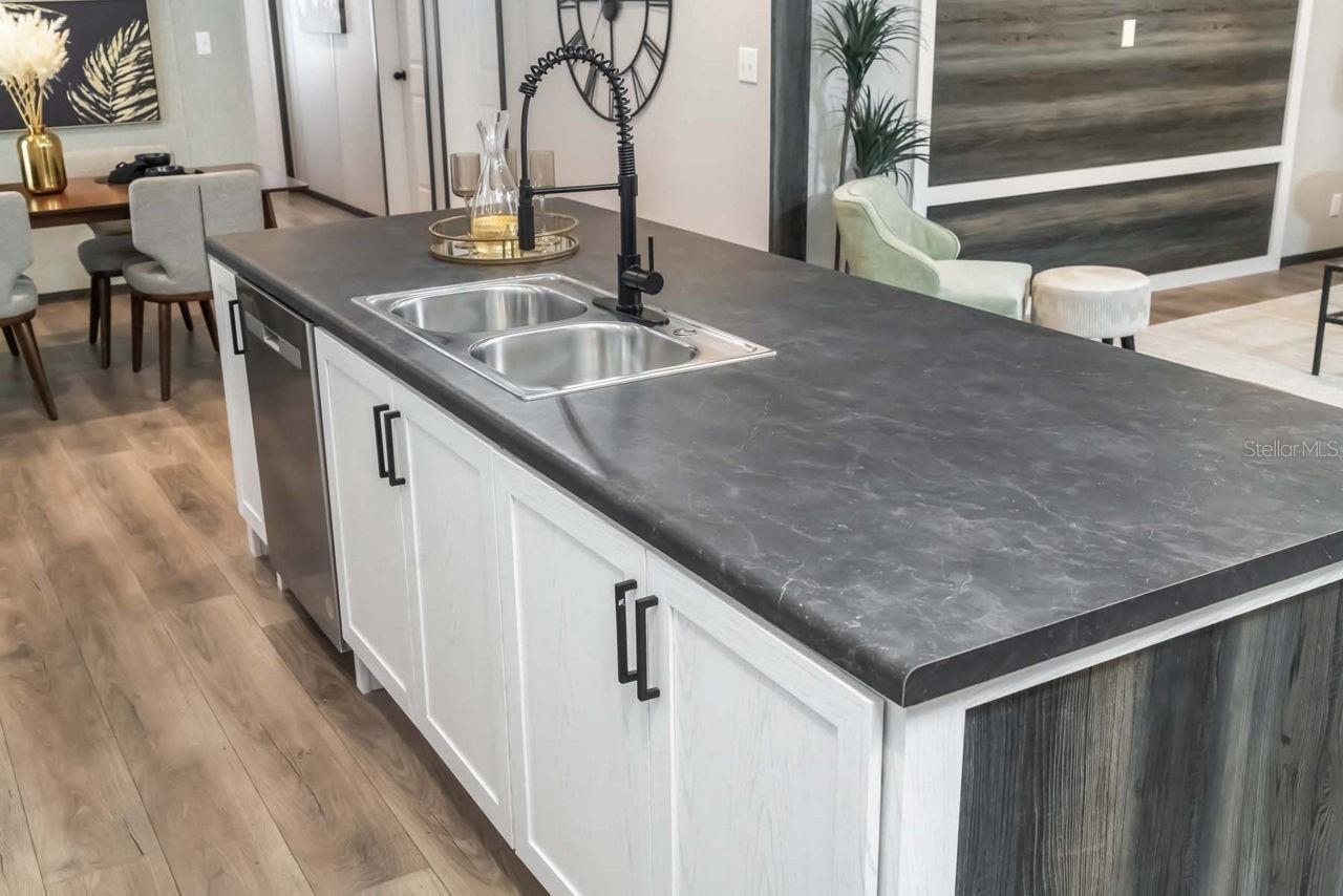 Image 12 of 22 For 21067 278th Street