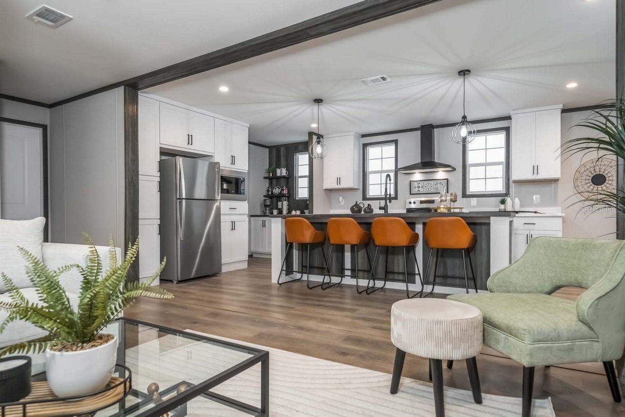 Image 9 of 22 For 21067 278th Street