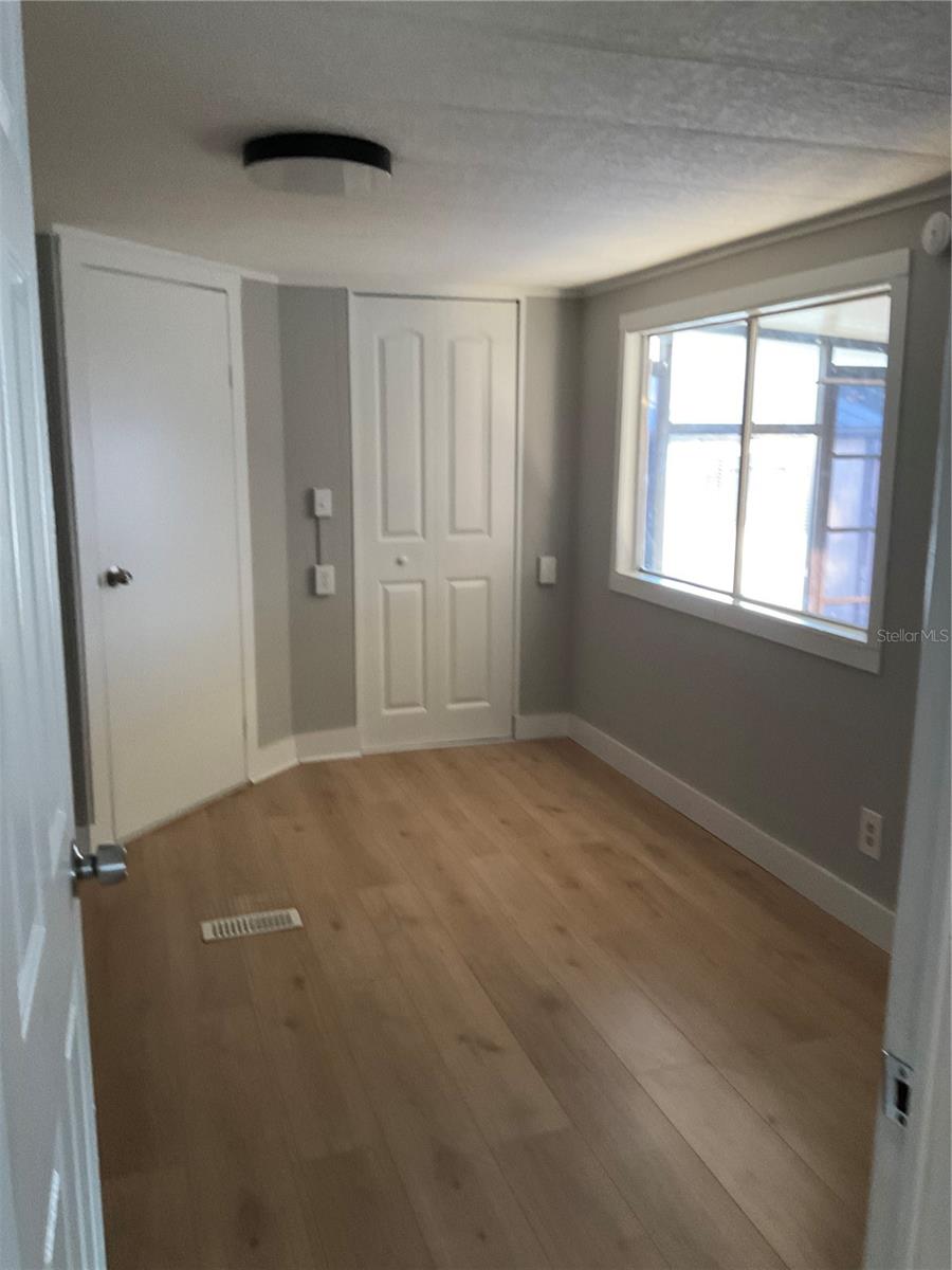 Image 19 of 21 For 1602 Chobee Street