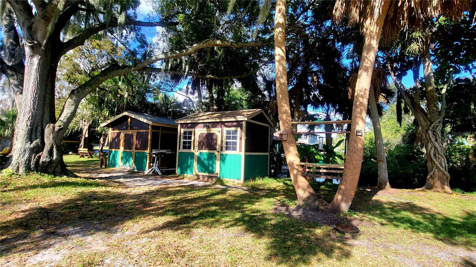 Image 16 of 54 For 1025 Roberts Lane