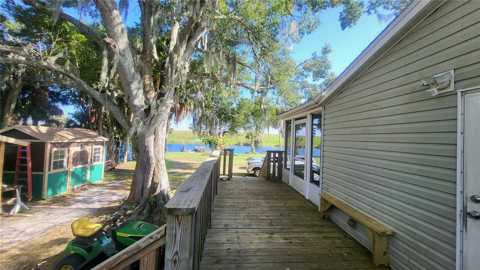 Image 31 of 54 For 1025 Roberts Lane