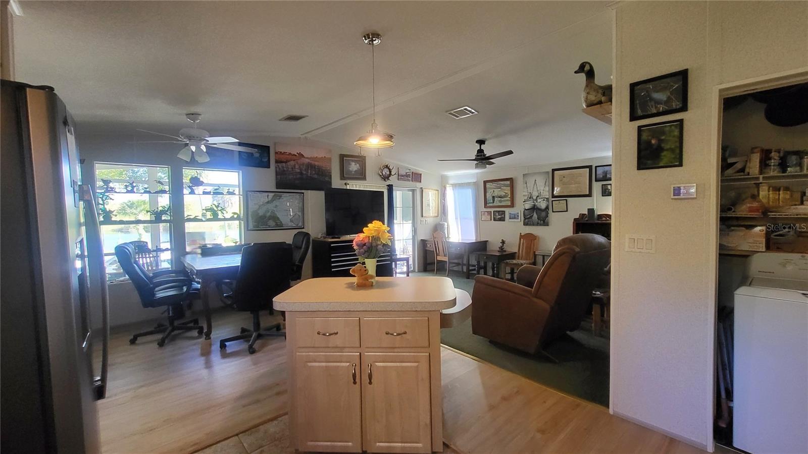 Image 41 of 54 For 1025 Roberts Lane