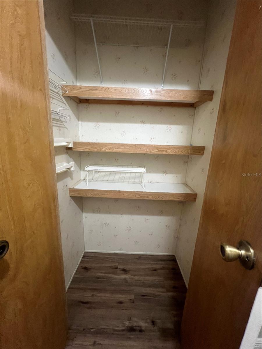 Image 22 of 34 For 2833 18th Terrace