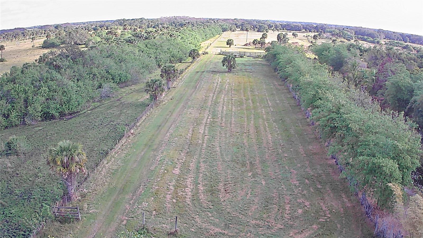 Image 27 of 29 For 13255 Us Highway 441 Se