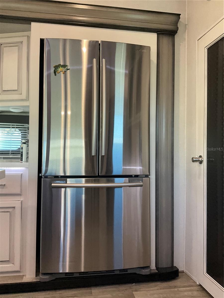 Image 5 of 29 For 1339 Old Lakeport Road 13b