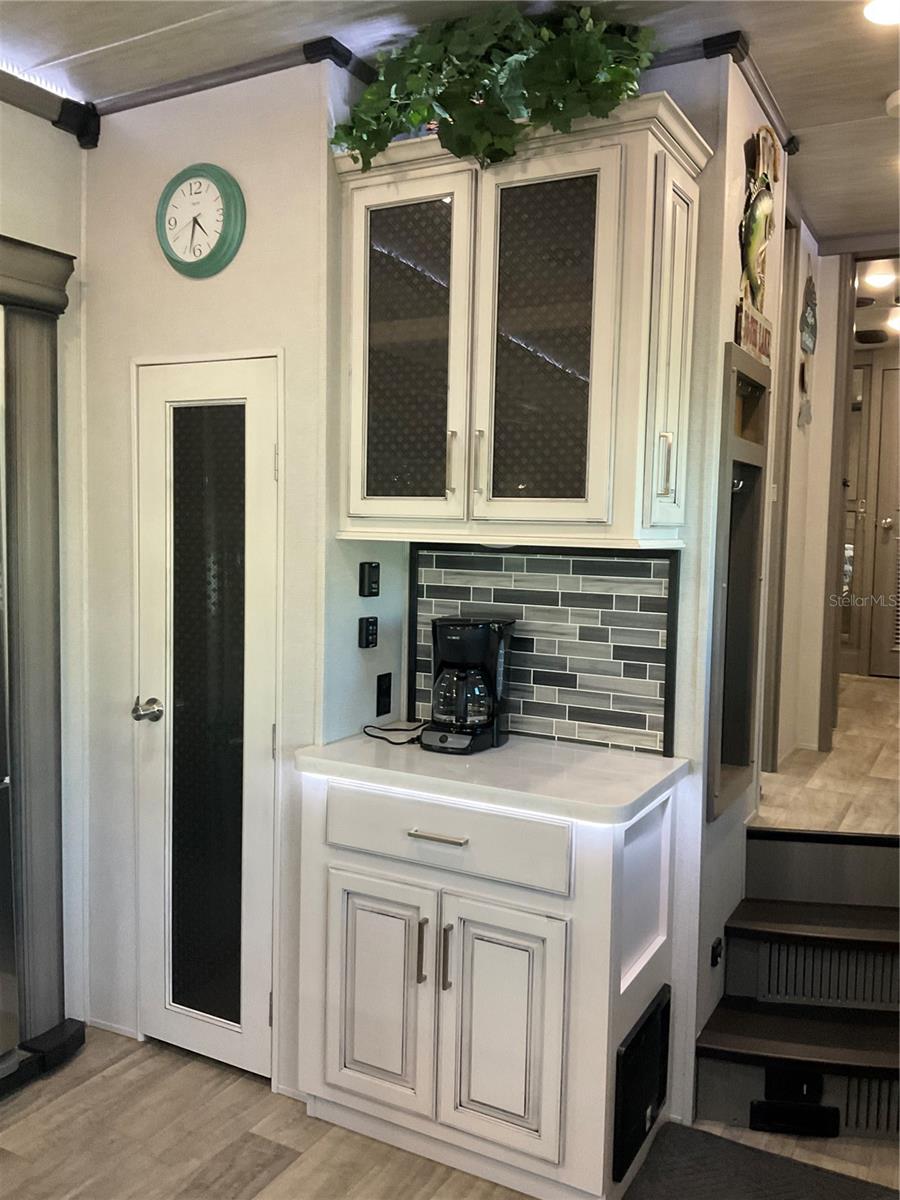 Image 6 of 29 For 1339 Old Lakeport Road 13b