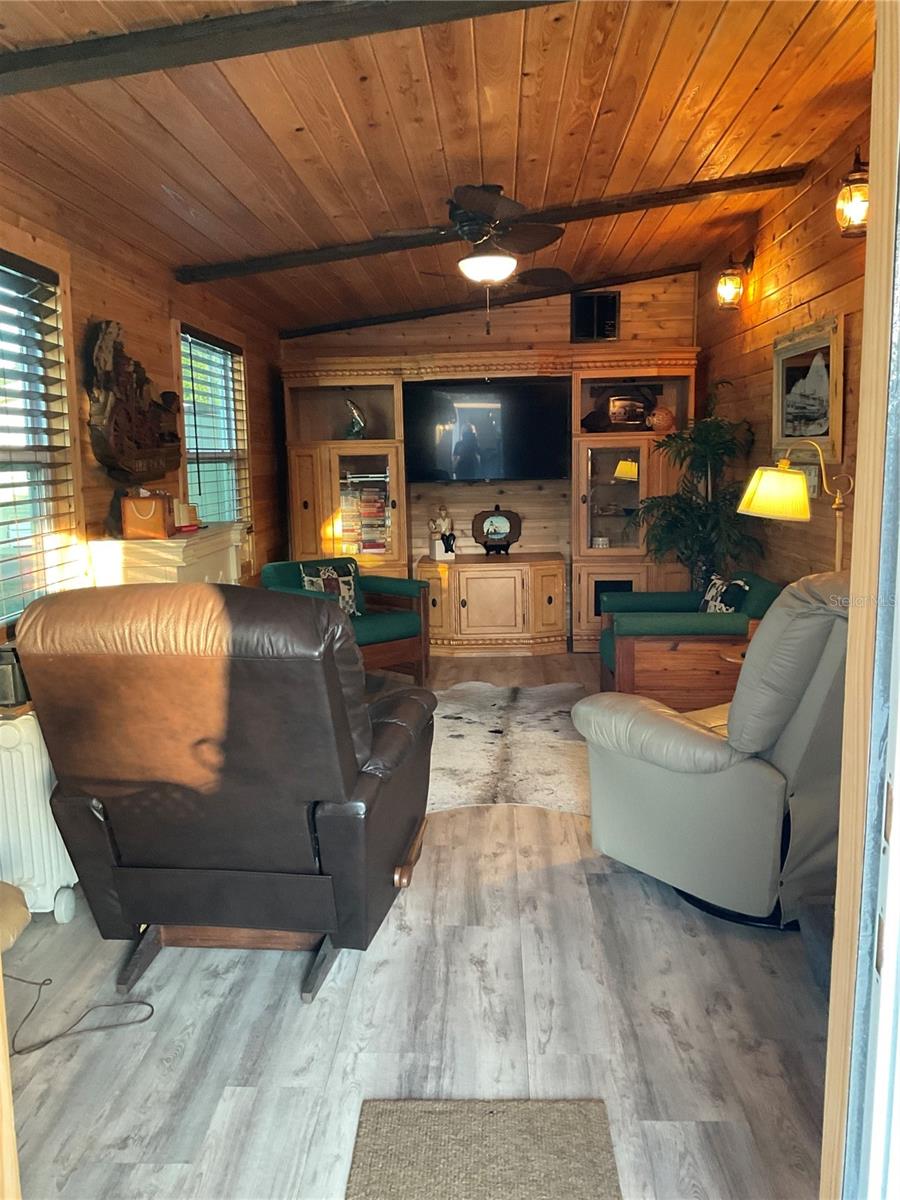 Image 4 of 24 For 1339 Old Lakeport Road 11b