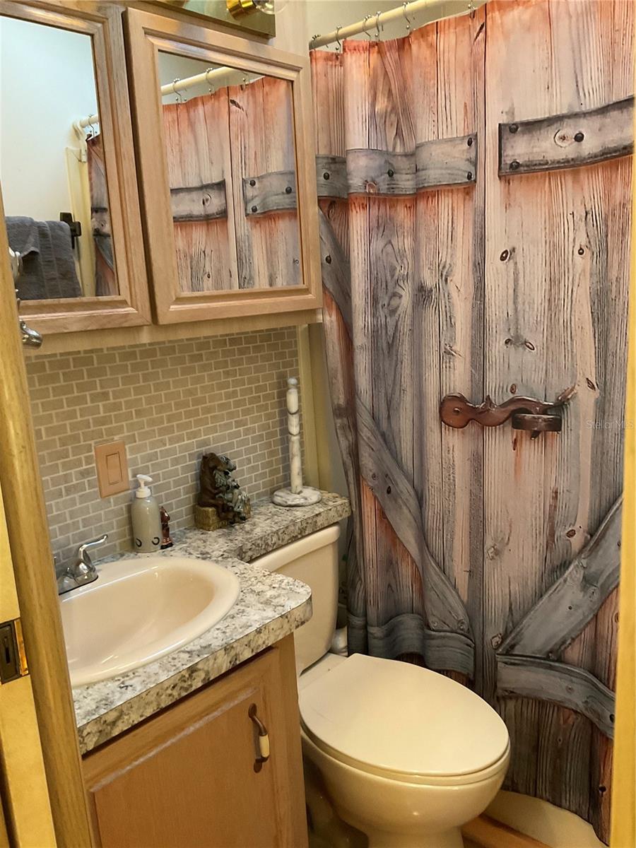 Image 6 of 24 For 1339 Old Lakeport Road 11b