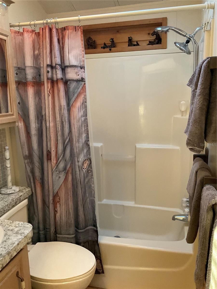 Image 7 of 24 For 1339 Old Lakeport Road 11b