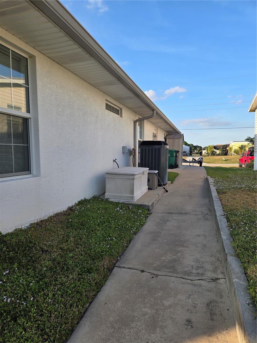 Image 5 of 11 For 2612 33rd Street