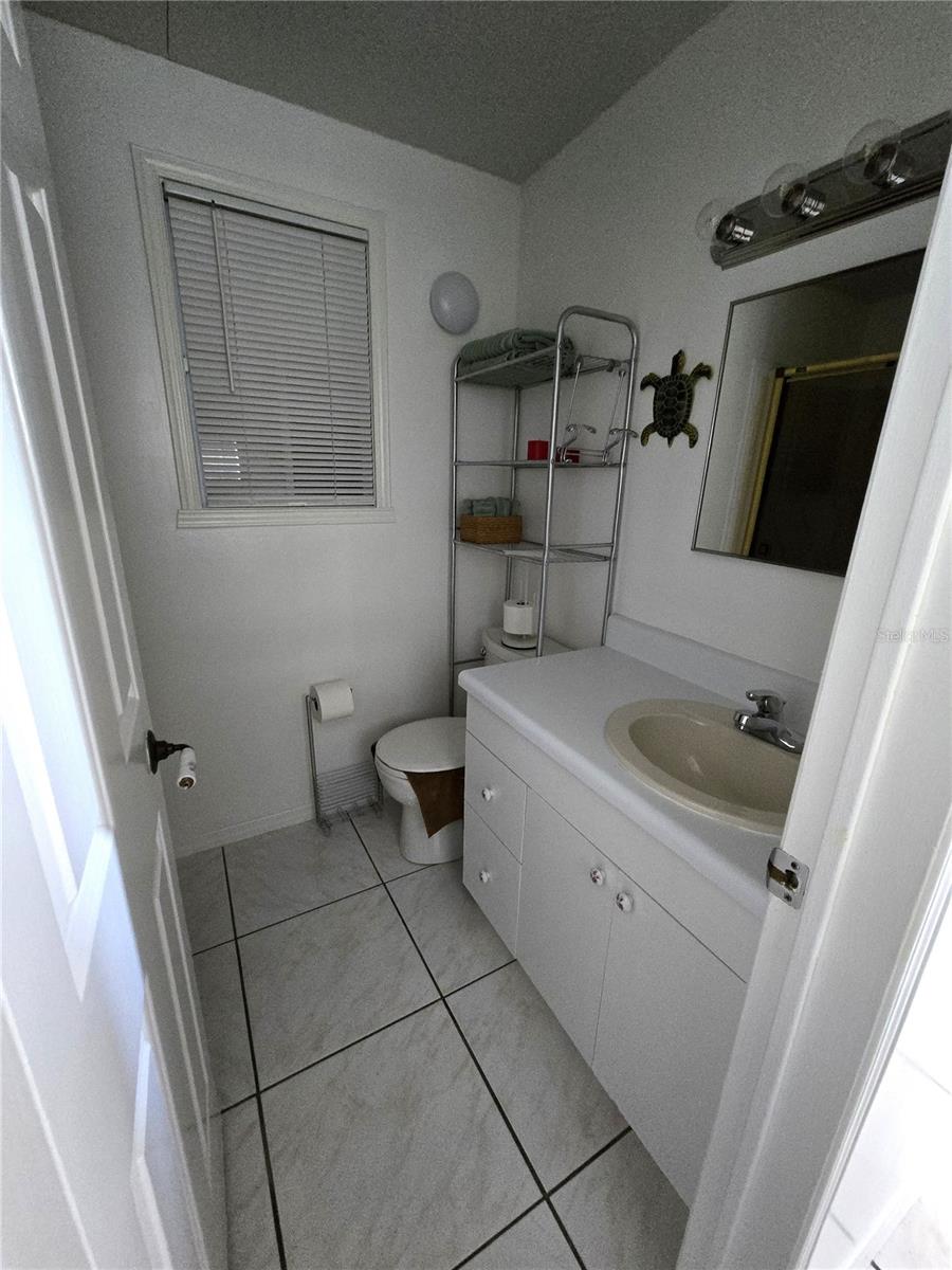 Image 30 of 42 For 380 34th Court