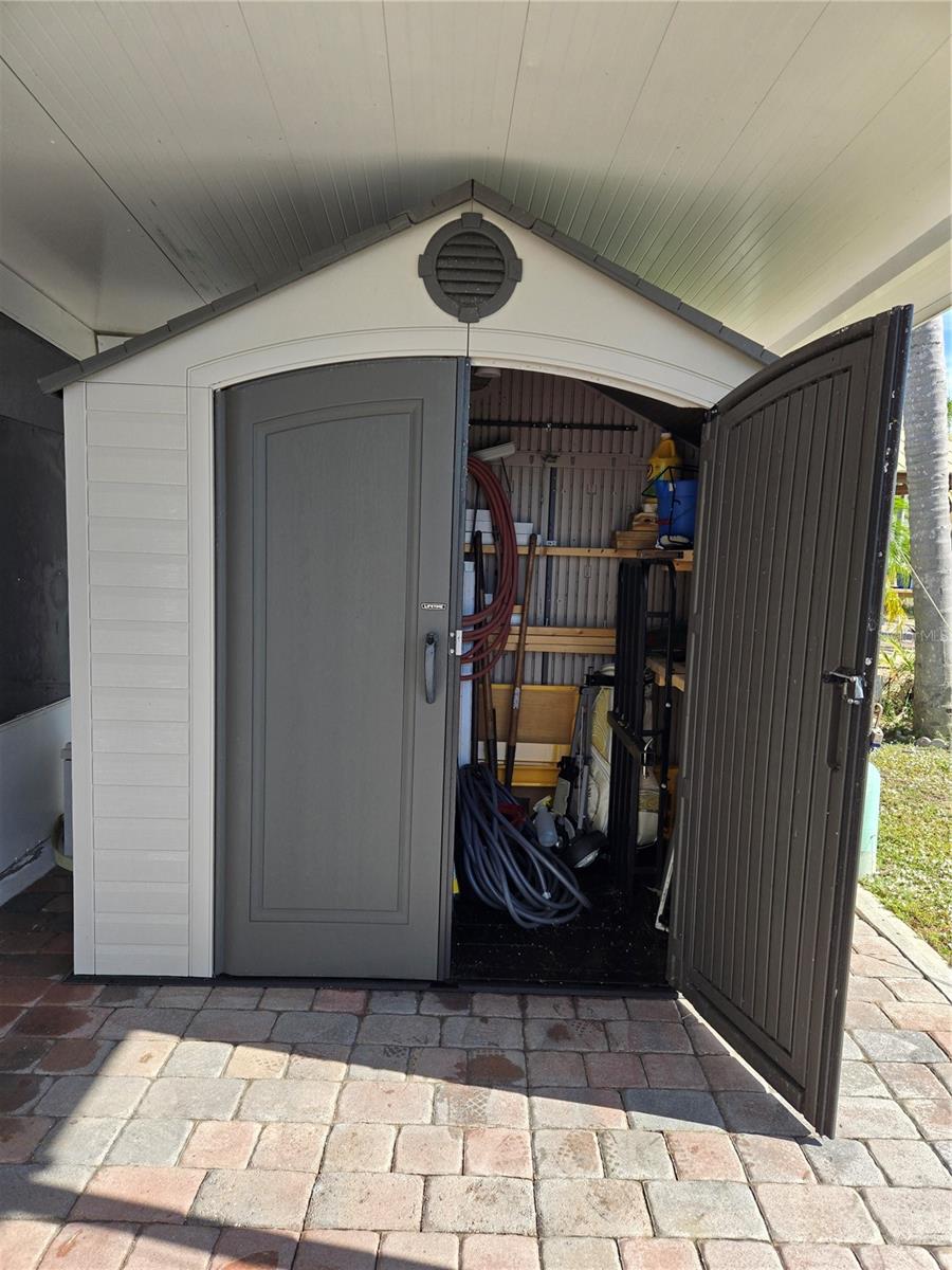 Image 35 of 42 For 380 34th Court