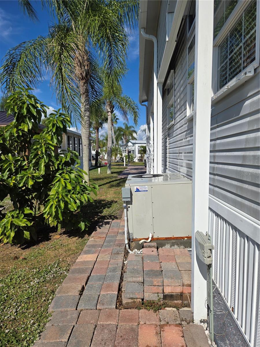 Image 38 of 42 For 380 34th Court