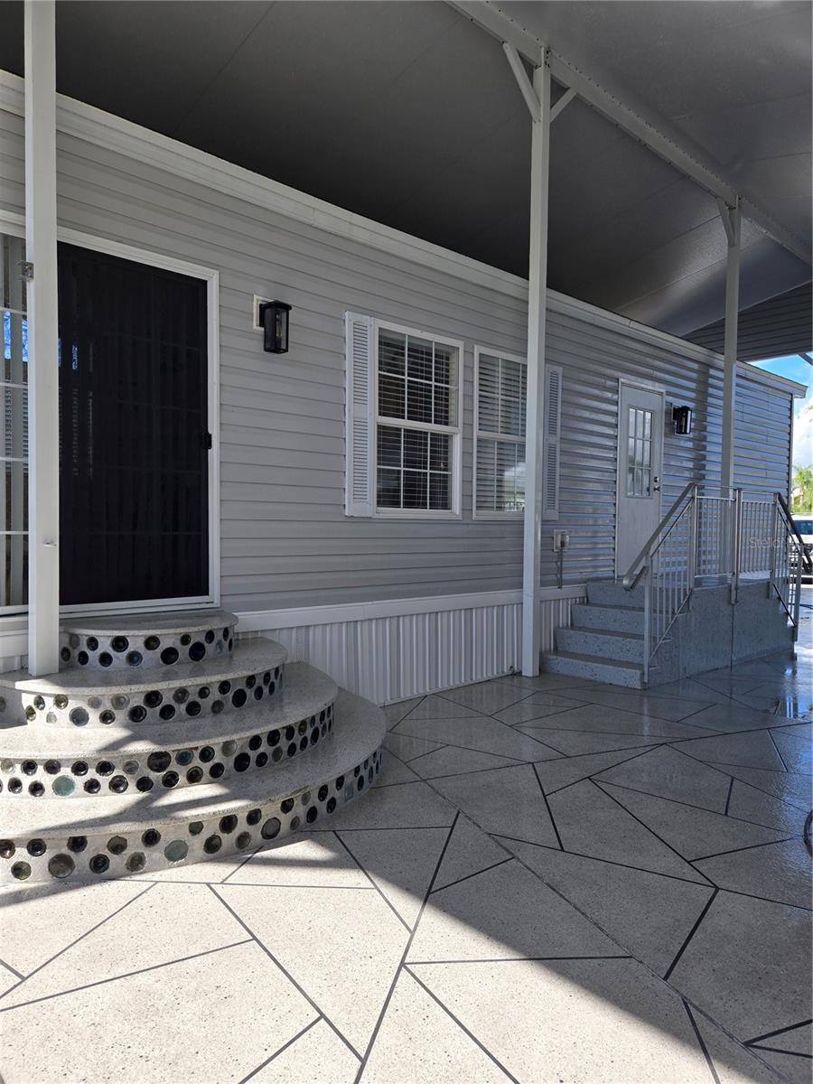 Image 5 of 42 For 380 34th Court