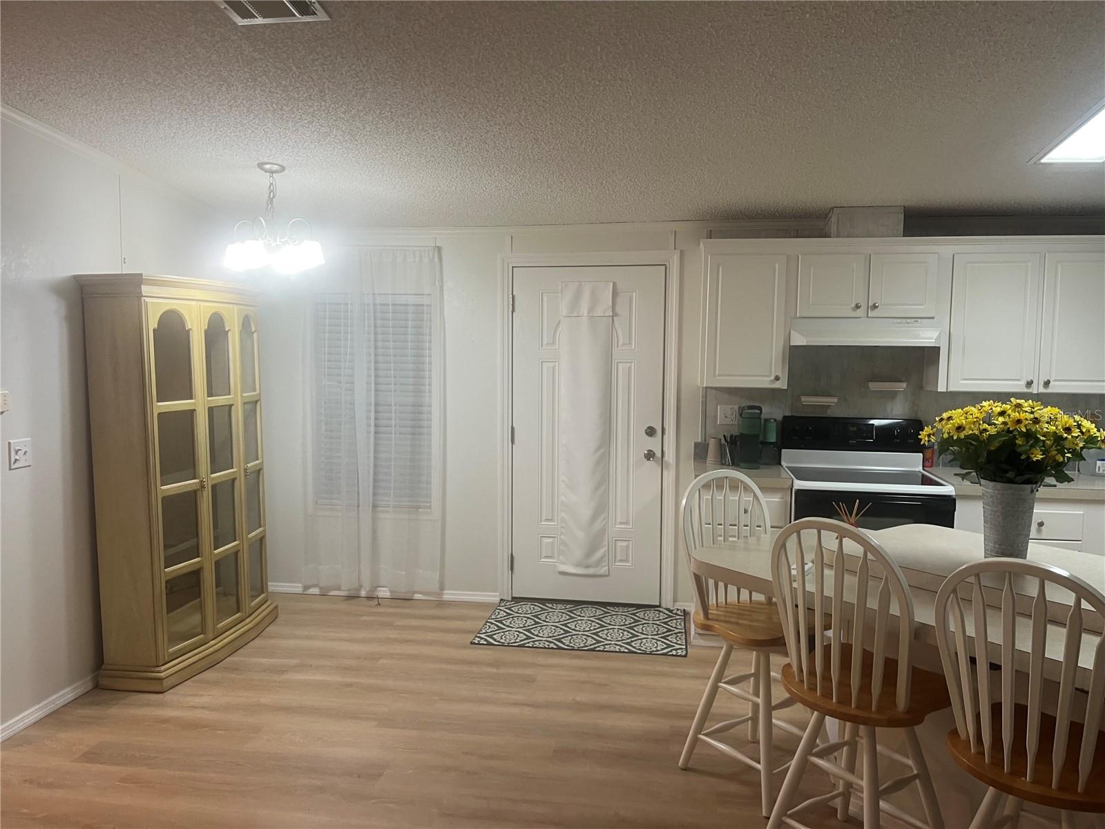 Image 11 of 16 For 4064 Sw 9th Way