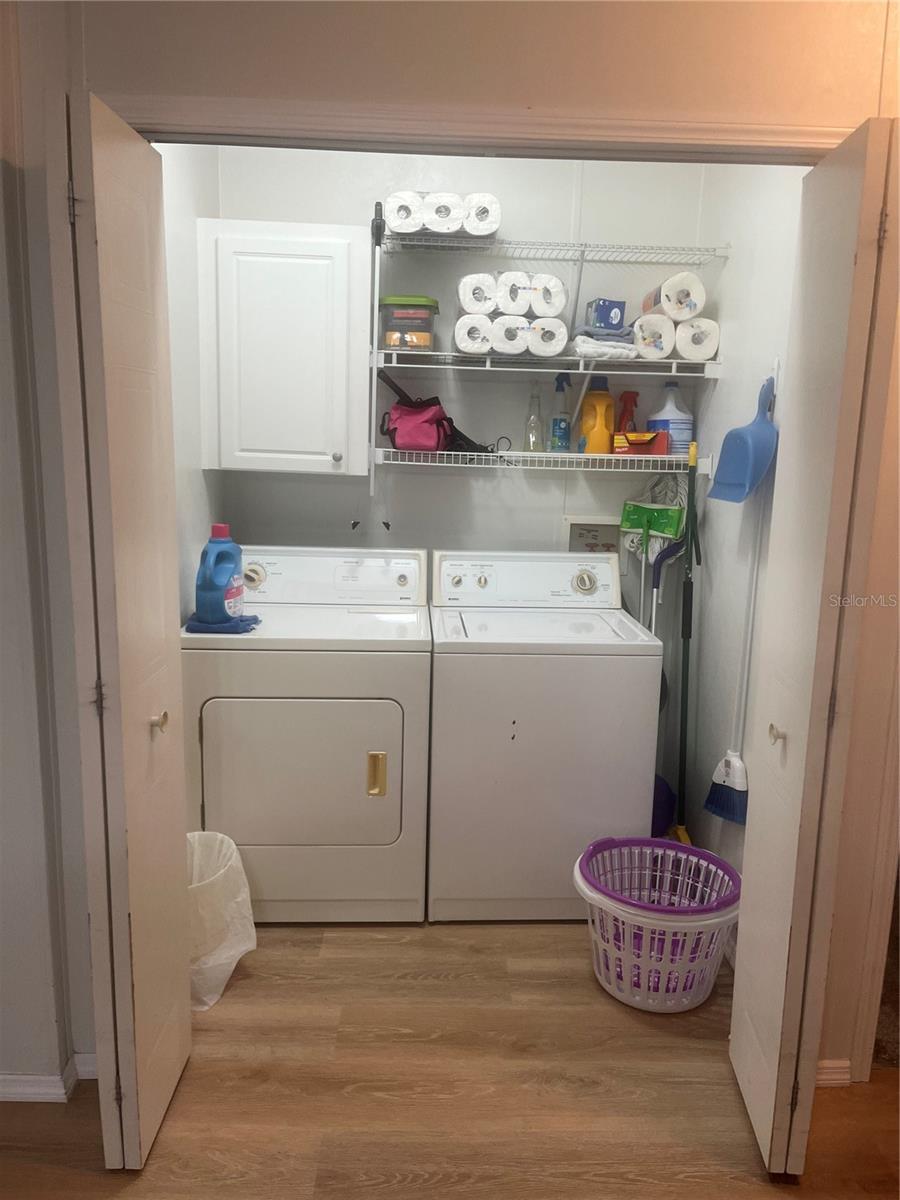 Image 12 of 16 For 4064 Sw 9th Way