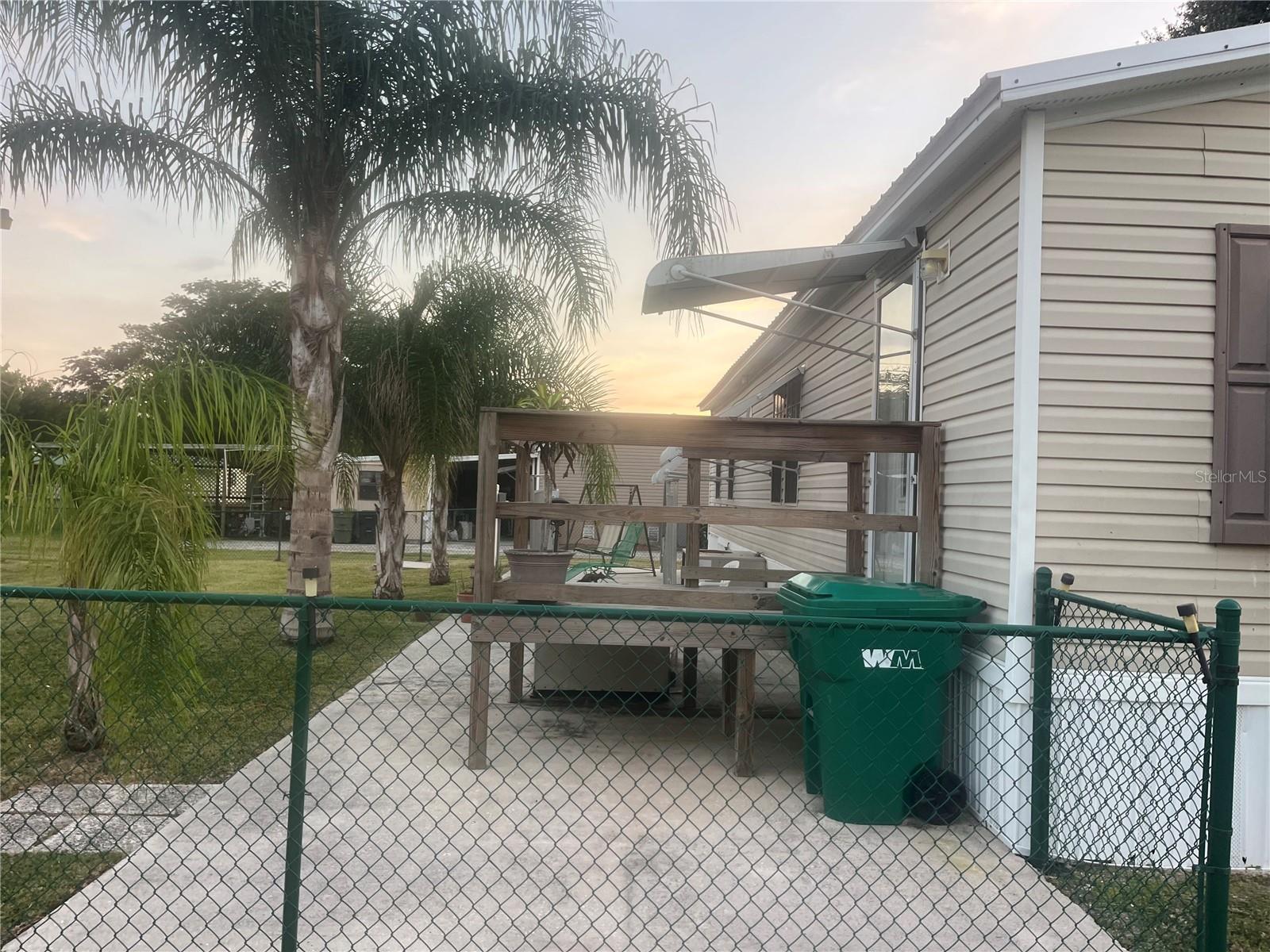 Image 3 of 16 For 4064 Sw 9th Way