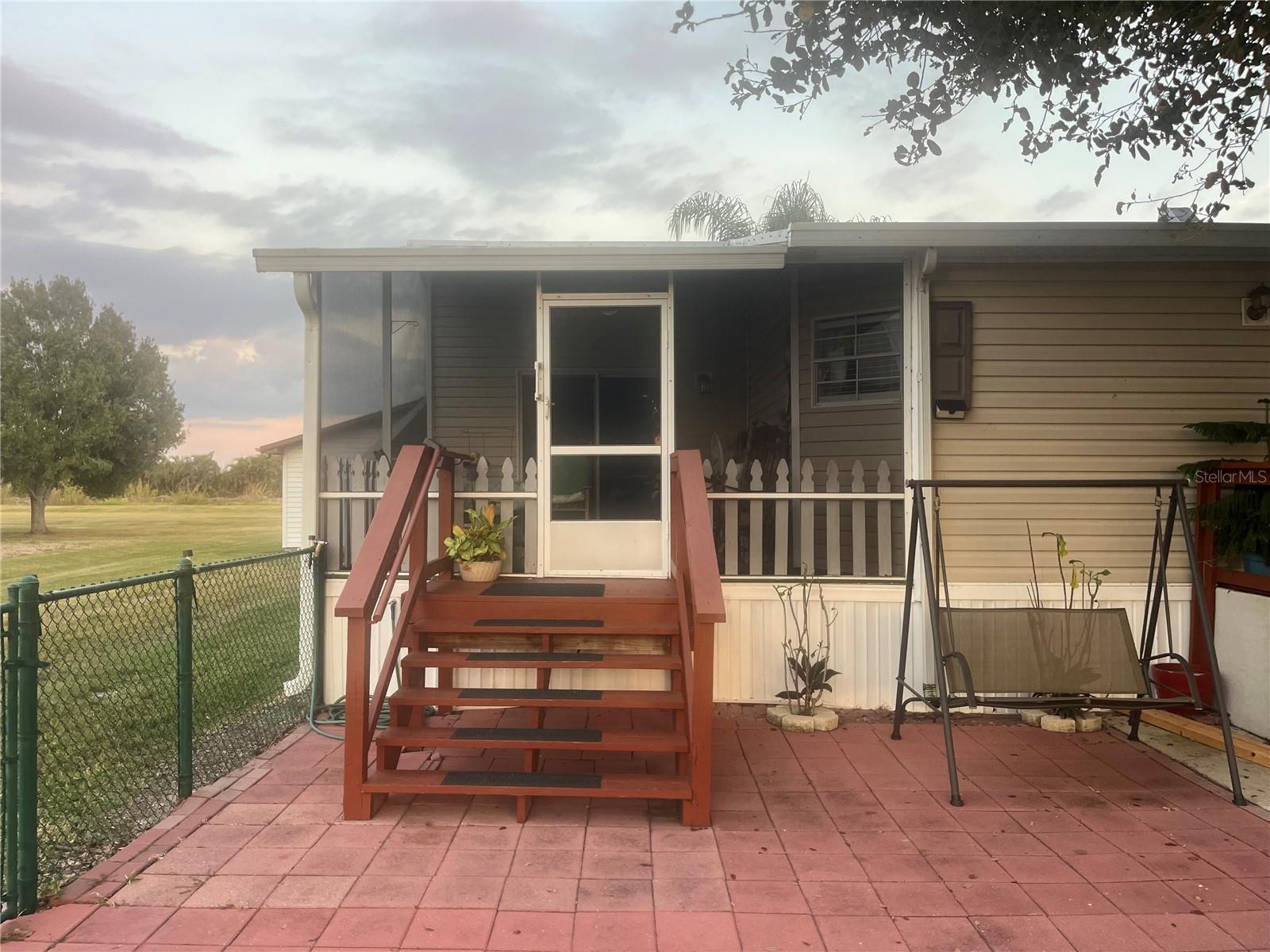 Image 5 of 16 For 4064 Sw 9th Way